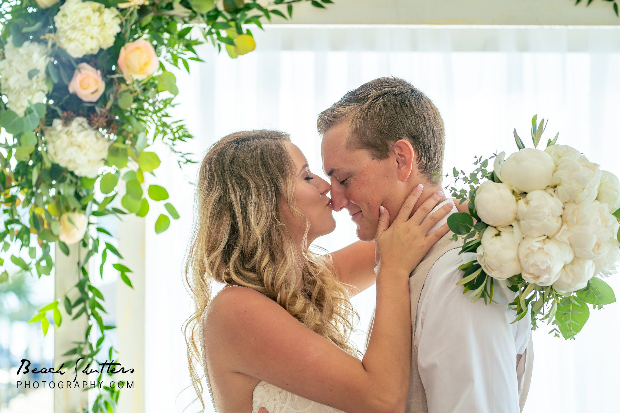 bride and groom wedding photographers Orange Beach Alabama wedding photographers