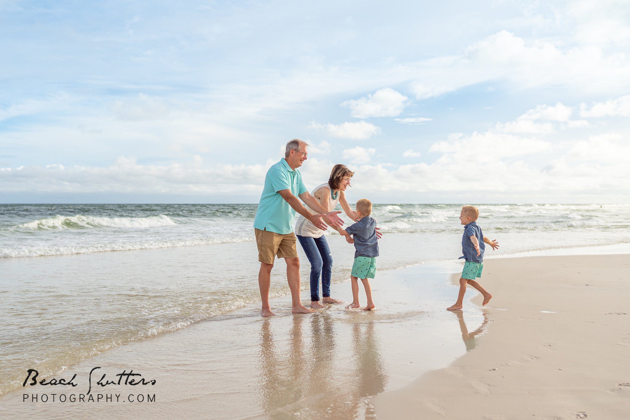 beach photos with the grandparents
