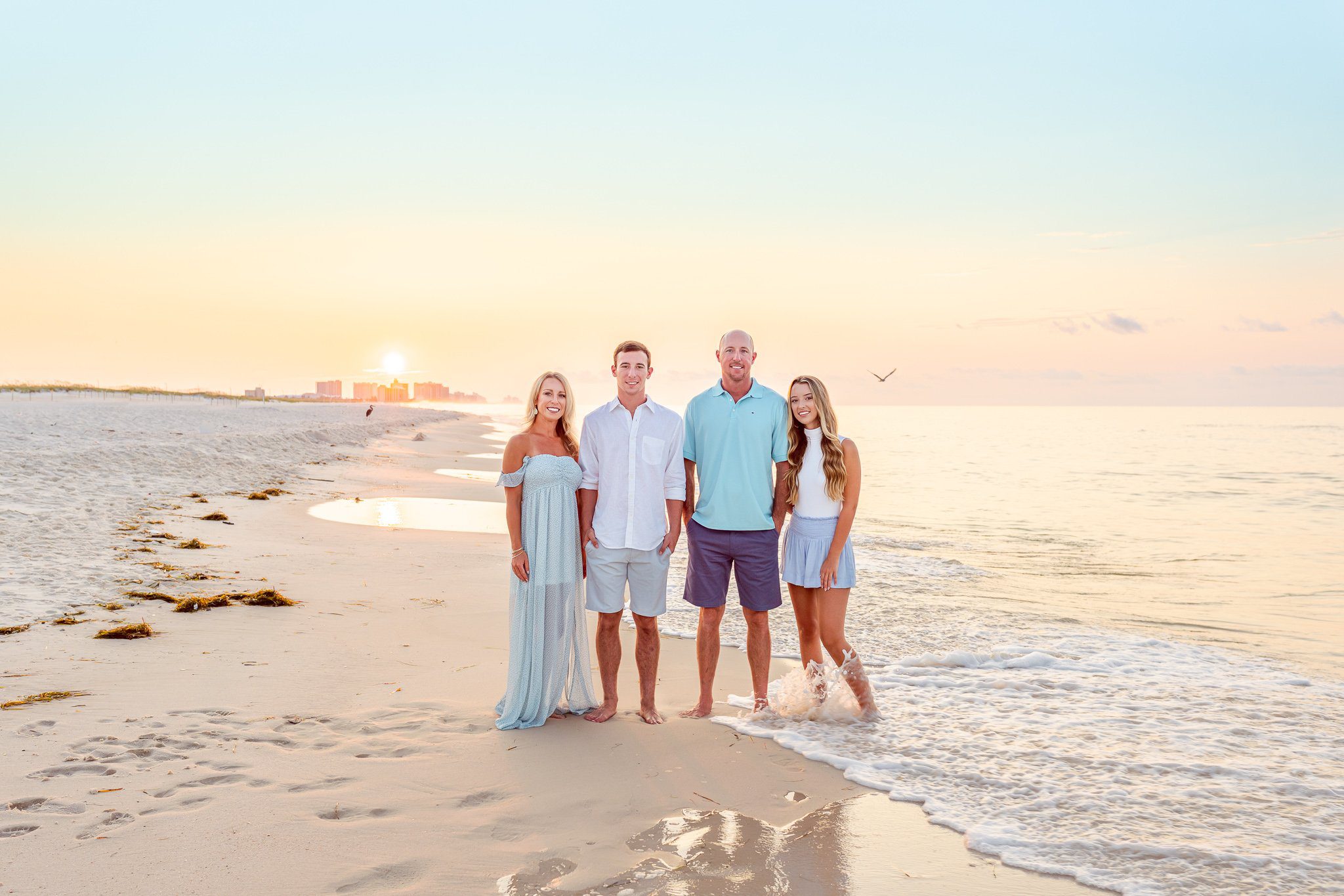 Bright family beach photos